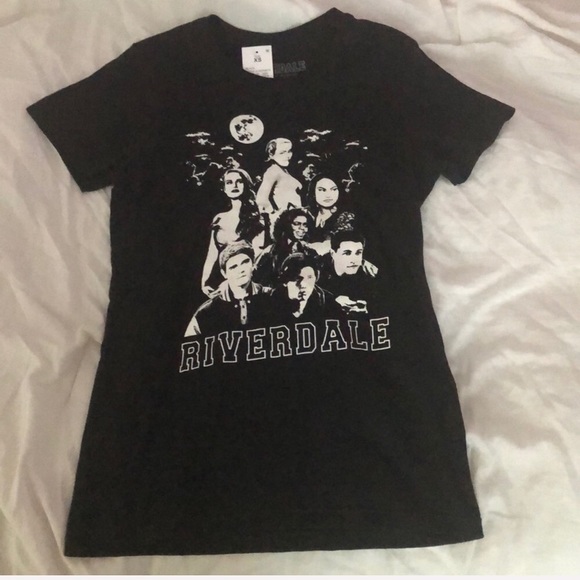 Riverdale T-Shirt - Picture 1 of 3